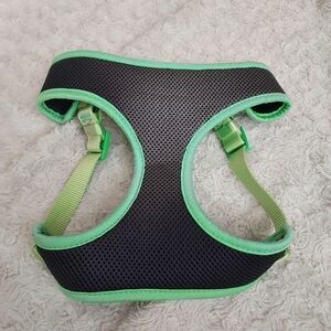 Top Paw Green and Black Dog Harness